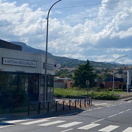 "Luci" Proche Du Zenith, Artenium Ceyrat, Auvergne, Parking Prive , Beaumont  Exterior photo
